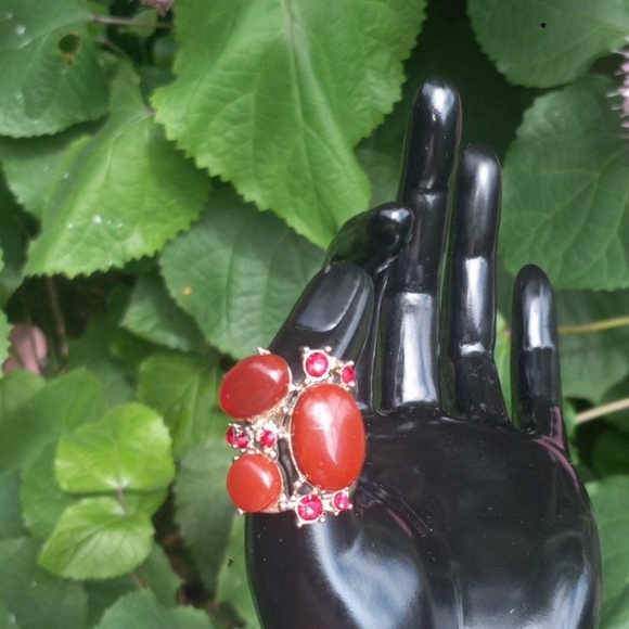 Vintage RUBY & Carnelian Agate Ring - Picture 7 of 16